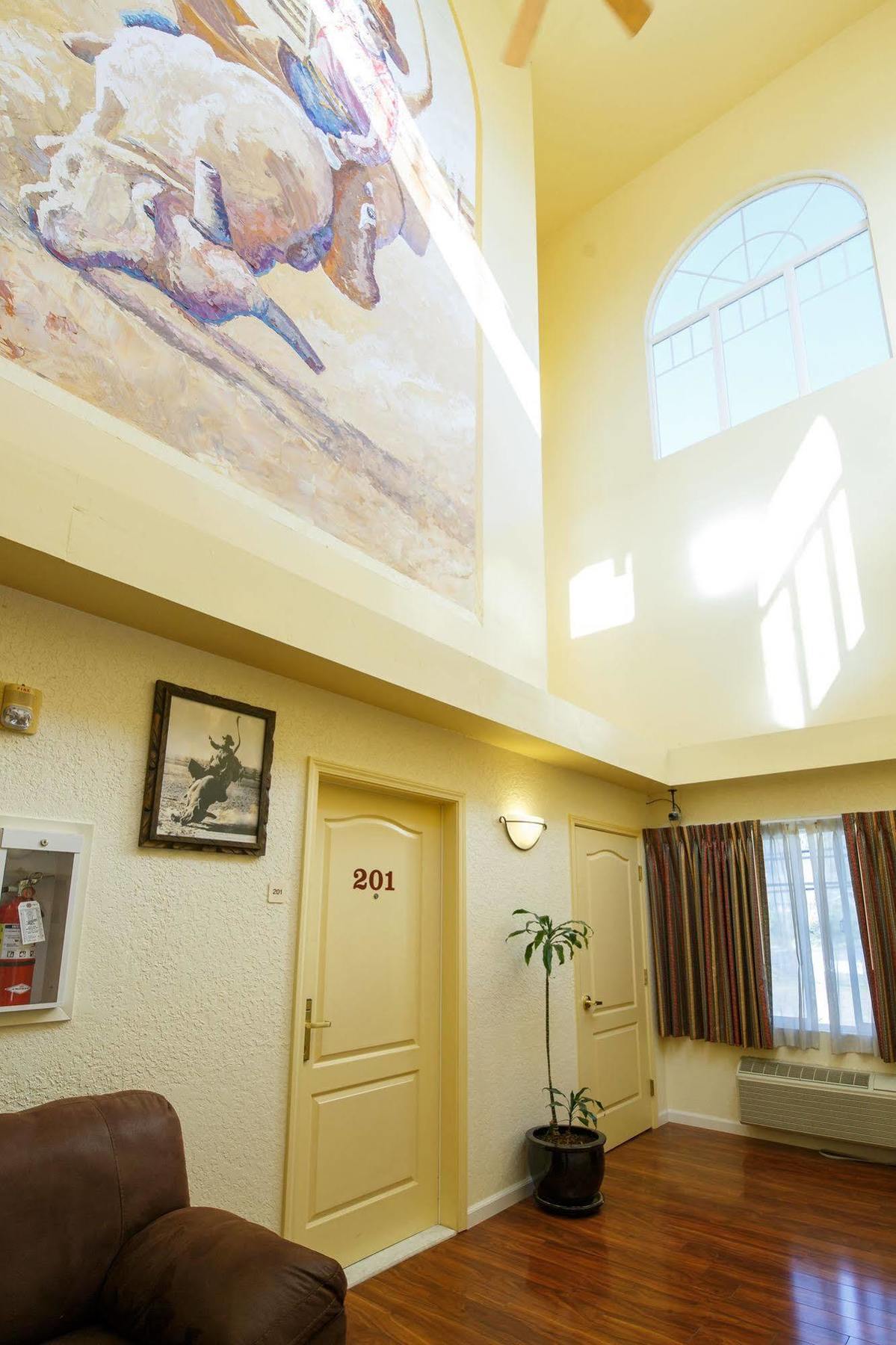 Murphys Suites Exteriér fotografie